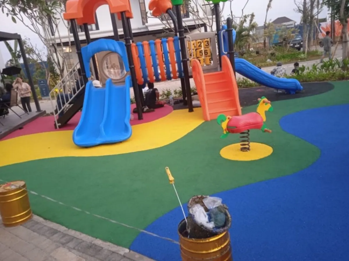 Poured in place rubber surfacing installed by B-Cool Surfacing